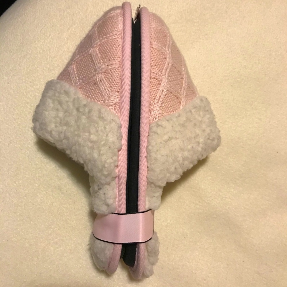 Victoria’s Secret cozy slippers. NWT